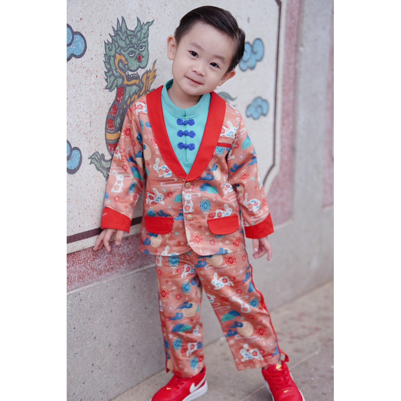 Demi Demi brand ชุดตรุษจีน(ส่งต่อไซส์ 3T)