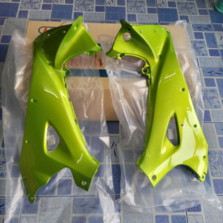 บังลมใน wave125r กุญแจนิราภัย รูกลม สีเขียว 130