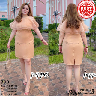 งานป้ายพรีเมียม นำเข้า เดรสสาวอวบ เว้าไหล่ แขนแต่งระบายผ้าออแกนดี้ Peppermint Plus size (588 A)