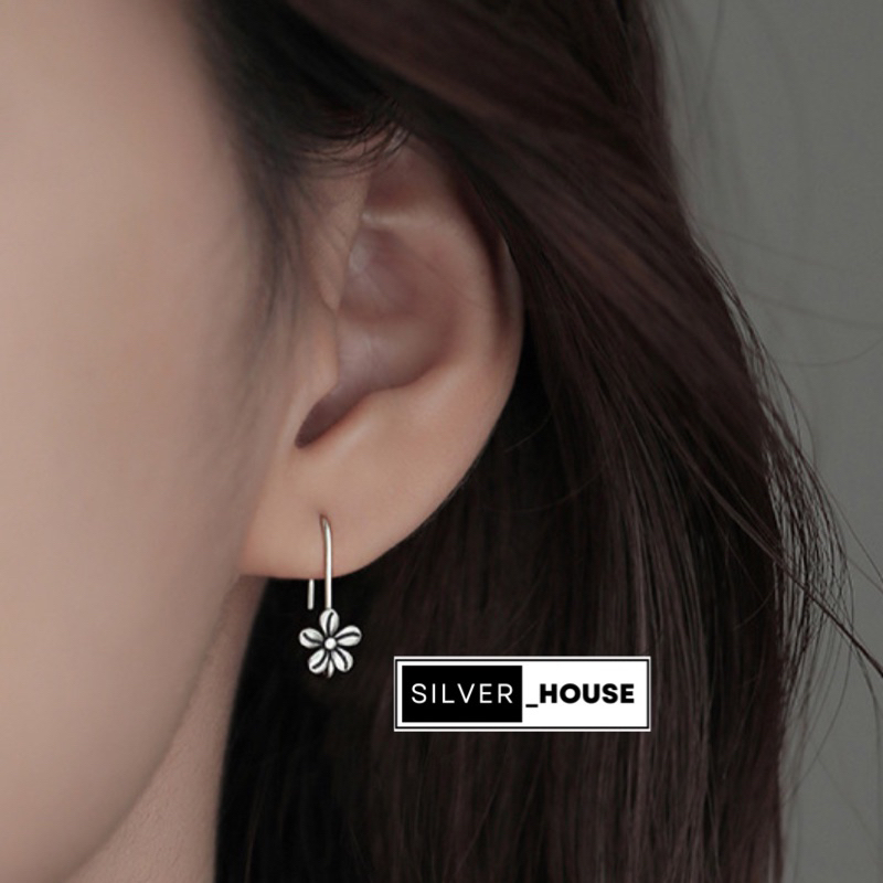 ต่างหูเงินแท้ 92.5% แบบคล้องรูปดอกไม้ลงดำ สวยมากค่ะ