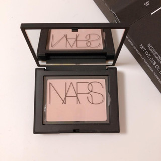 AUG02 ส่งฟรี Nars Soft Velvet Pressed Powder 8g สี Flesh เผยผิวสวยกระจ่างใสอย่างเป็นธรรมชาติ ด้วยแป้งอัดแข็ง