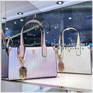 LYN กระเป๋าสะพายข้าง รุ่น Noelle Tube Bag M : LL23MBF205  แท้จากชอป พร้อมอุปกรณ์