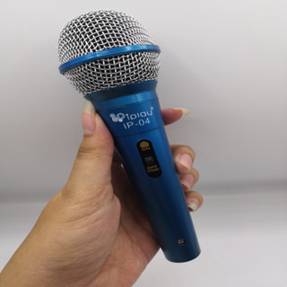 ไมค์โครโฟน พร้อมสาย PROFESSIONAL DYNAMIC MICROPHONE  IPLAY   รุ่น IP-04 สายยาว2 เมตร มีสวิทปิด เปิดในตัว ให้เสียงสมจริง