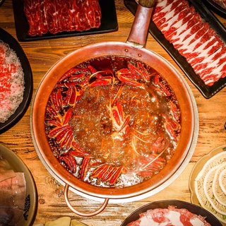 ซุปหม่าล่าสูตรเข้มข้น ตรา99 ยกลัง 40ซอง ( 火锅底料红99、1件40包 ) ขนาด 400g ซอสพริกหม่าล่า ชาบูหม่าล่า พริกหม่าล่า
