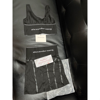 มือ 1 เดรส เสื้อแซ่บ freesize