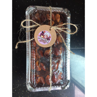 ฟรุ๊ตเค้ก Fruit cake หน้าธัญพืช น้ำหนัก400กรัม บรรจุในโลฟฟรอยด์ อัดแน่นไปด้วยผลไม้หมักเหล้ารัม