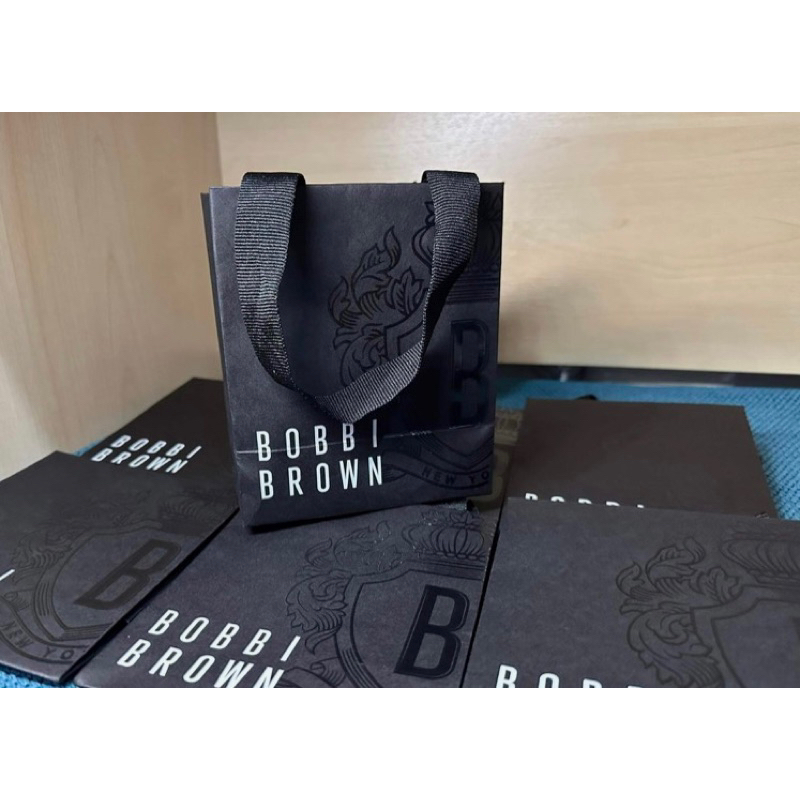 พร้อมส่ง แท้ Bobbi brown ถุงกระดาษ แท้