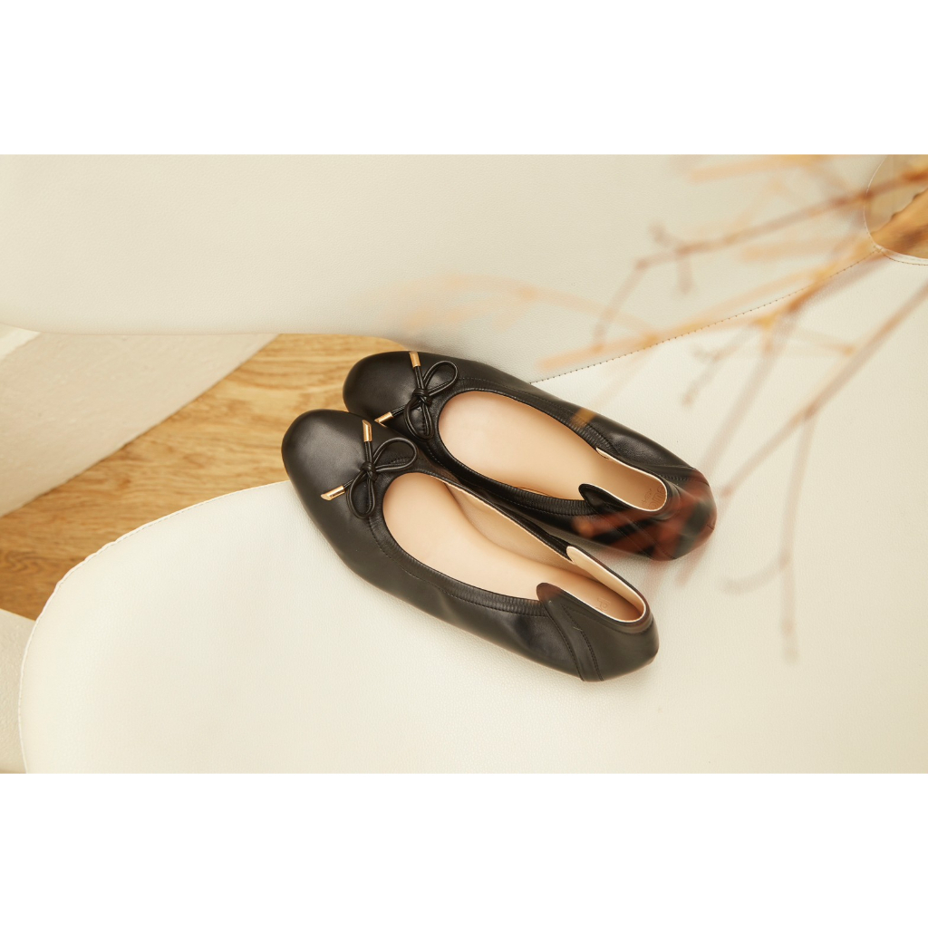 Peucha hideko signature - Black รองเท้าคัชชูสีดำ