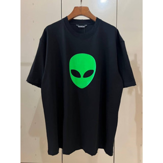 BALENCIAGA ALIEN PRINT T-SHIRT BLACK/ACID GREEN เสื้อบาลองเซียก้า ผ้าคอตตอนเนื้อดีสีดำ สกรีนเอเลี่ยนสีเขียวนีออน