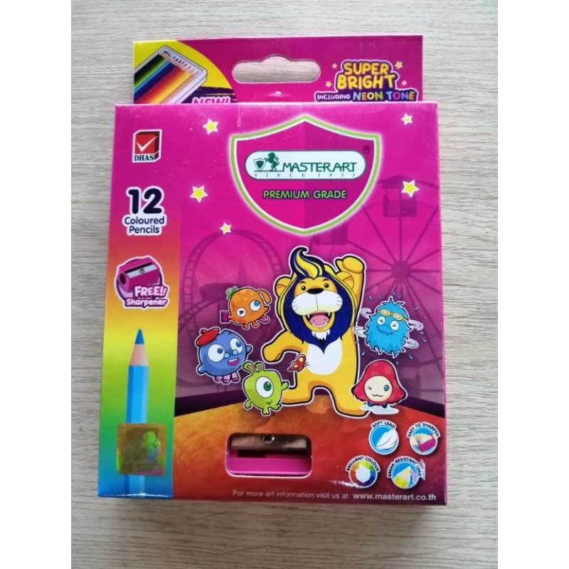 สีไม้สั้น​ 12​ สี​ MASTER​ ART​ รุ่น​ SUPER  BRIGHT​ แถม​ กบเหลา