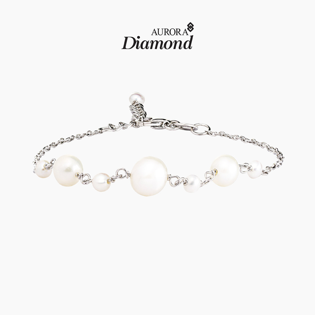 Aurora Diamond สร้อยข้อมือมุกแท้ Bright Pearl ตัวเรือนเงินแท้ 92.5% สี White Gold