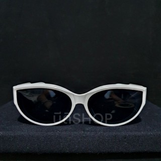 แว่นตากันแดด SOLID FRAME SUNGLASSES (SG-18)