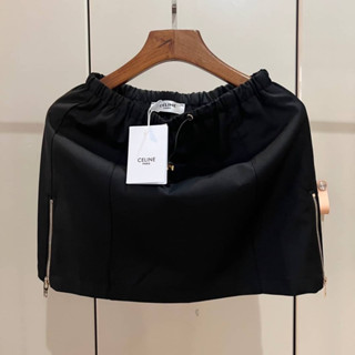 CELINE TRIOMPHE GOLD LOGO BLACK MINI SKIRT กระโปรงสั้นเอวยางยืด drawstring แบรนด์ซีลีน สัญลักษณ์โลโก้ทรอมฟี่สีทอง