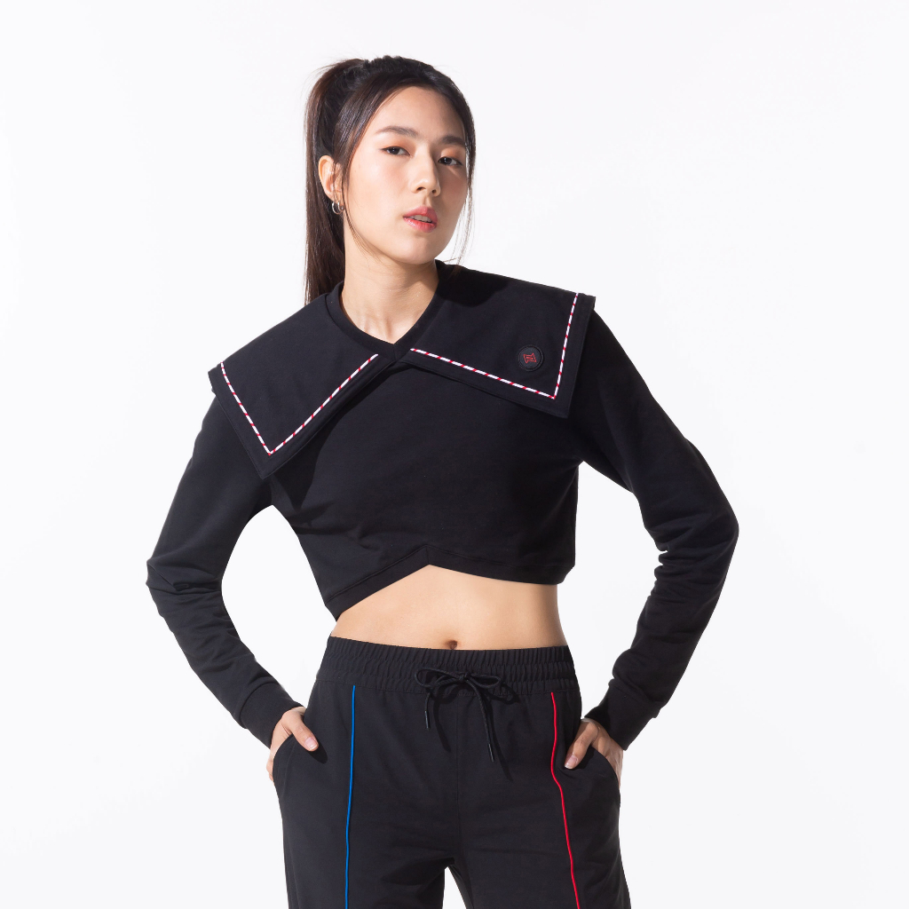 UNBOUND SAILOR-COLLAR LONG SLEEVE CROPPED SWEATSHIRT (2023) เสื้อครอปแขนยาว สีดำ สไตล์แอ็คทีฟ