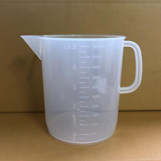 เหยือกใส่น้ำพลาสติก ถ้วยตวง Plastic Jug กระบอกตวง บีกเกอร์มีหูจับ 5000ML ยี่ห้อ Polylab