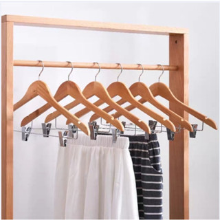 karami.  shop  ไม้แขวนเสื้อไม้ทึบพร้อมคลิปเหล็ก 45cm（12 ชิ้น / 6 ชิ้น）Y-08