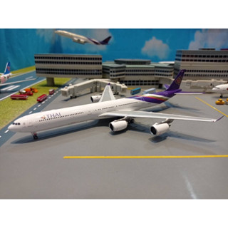 โมเดลเครื่องบิน PH1768 1:400 Thai Airways A340-600 HS-TNB