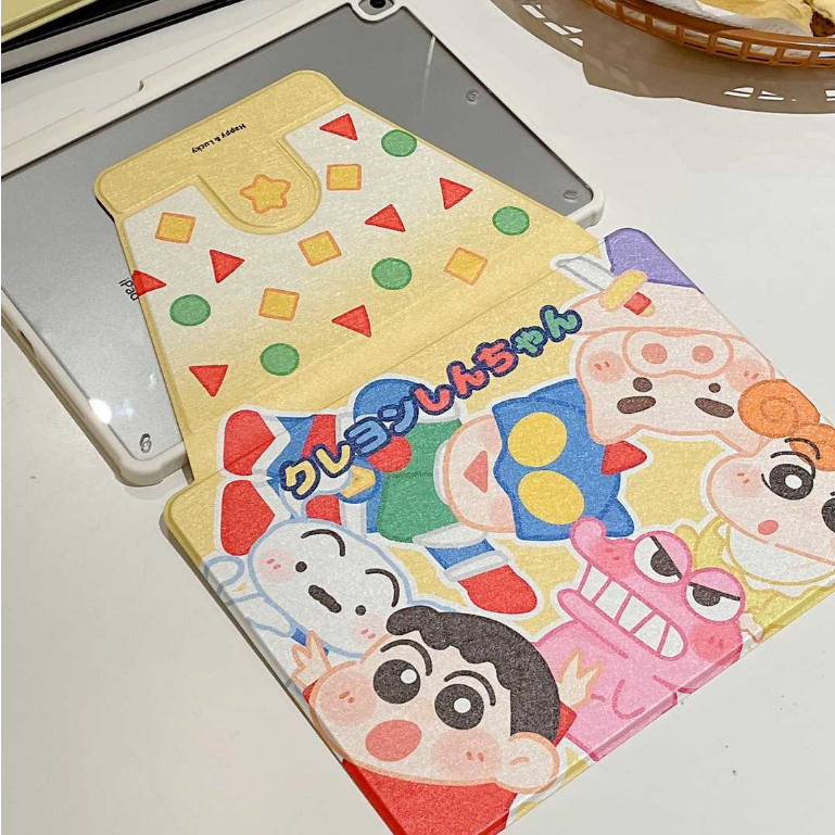 💫พร้อมส่ง💫เคสiPadหมุน 360°แผ่นหลังอะครีลิ น่ารักสุดๆ Gen9 เครยอนชินจัง Air6/5 Gen11 Air7 ใส่ปากกาได