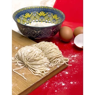 << บะหมี่ >> ราชาบะหมี่ บะหมี่สด เส้นบะหมี่ไข่ ไม่ใส่สารกันเสีย ไม่ใส่สี (จากโรงงานโดยตรง) 1กิโลกรัม