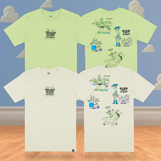 Disney Toy Story Men T-Shirt -เสื้อยืดดิสนีย์ ทอย สตอรี่ ผู้ชาย สินค้าลิขสิทธ์แท้100% characters studio