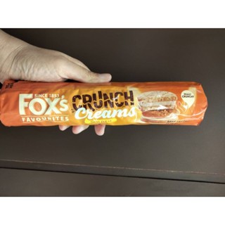 Foxs Golden Crunch Cream Biscuits ขนมปังกรอบรสเนยสอดไส้ครีม 200g. ราคาพิเศษ