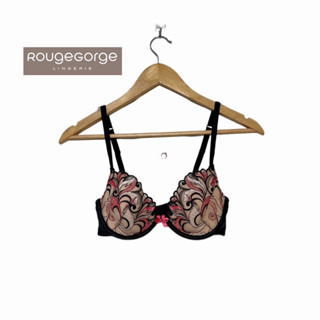 Rouge Gorge(รูจ จอร์จ)Braแบรนด์ดังจากฝรั่งเศสเสื้อชั้นในลูกไม้สีเนื้อลายดอกฟองน้ำไม่หนา Sexy มาก ของใหม่