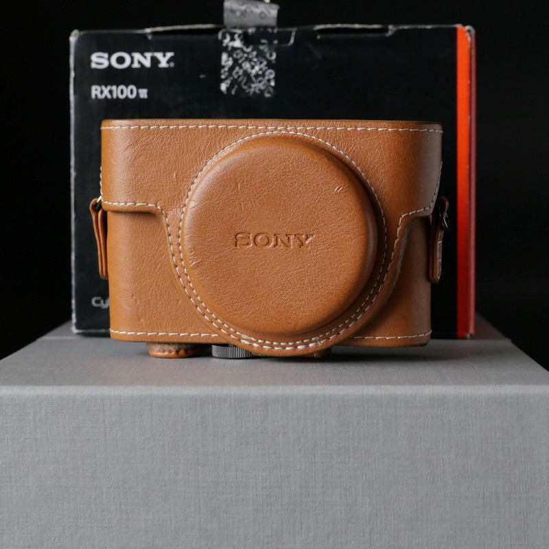 ( Used!! ) Sony Jacket Case Brown (LCJ-RXF) For Rx100VI