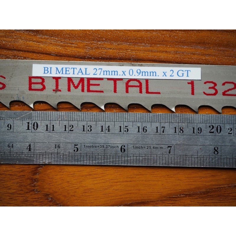 ใบเลื่อยสายพานตัดไม้ 2489mmx27mmx2GT 2 ฟันค่อนิ้ว Hi speed M42 Bimetal (ระยะห่างระหว่างปลายฟัน 13 มิล)
