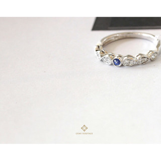 Gems heritageแกวนเพชรแท้ ทอง18k Tiny blue sapphire in a diamond ring (RWG234)