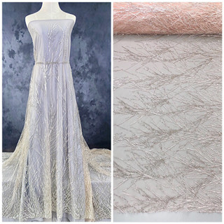 ลูกไม้ปักลูกปัดกับเลื่อม Beaded Lace with Sequins