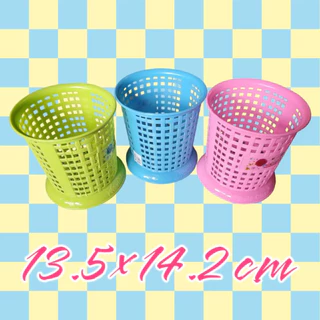 ที่ใส่ปากกา ที่เก็บช้อน ที่ใส่แปรงสีฟัน มี4แบบ 3สี ให้เลือก
