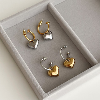 LAC.COLLECTION - Half Hearted Earrings ต่างหูห้อยรูปหัวใจ ทูโทน