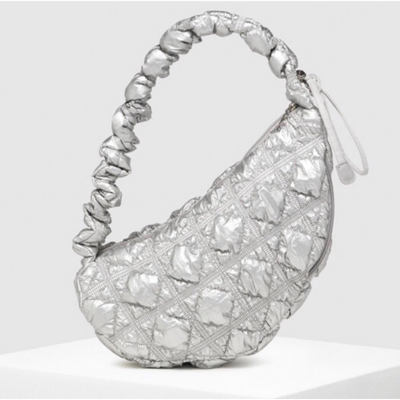 กระเป๋า Carlyn รุ่น Cozy