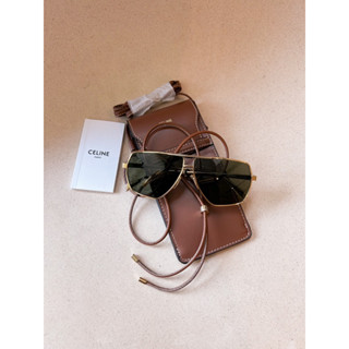 Celine Metal Frame 25 CL40246U-Y มาพร้อมสายคล้องแว่น กล่อง และเคสกระเป๋าค่ะ