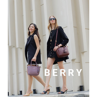 กระเป๋าสะพายข้างผู้หญิง รุ่น BERRY