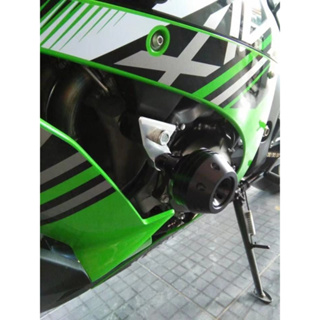 กันล้ม เครื่อง ข้างซ้ายขวา kawasaki zx10 2011-ปีใหม่ กันกระแทก