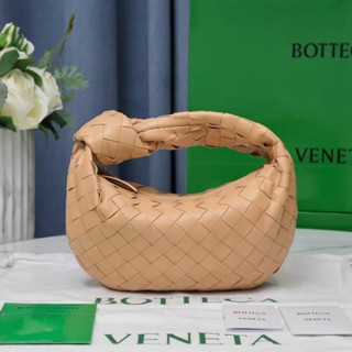 Bottega Veneta Mini Jodie(Ori)เทพ 📌size 23x28x8 cm. 📌สินค้าจริงตามรูป งานสวยงาม หนังลูกวัวแท้💯