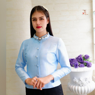เสื้อผ้าไหมเเท้ทรงจิตรลดา