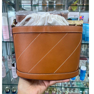 Estee Lauder Bag กระเป๋าทรงถัง .