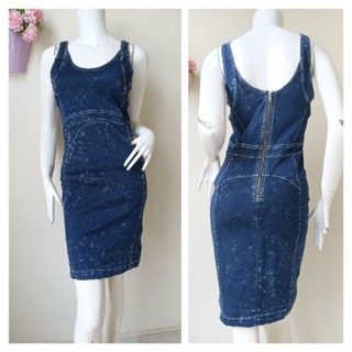 ชุดยีนสส์ รัดรูป 7 for all mankind denim tank dress. Size M รอบอก 32-38