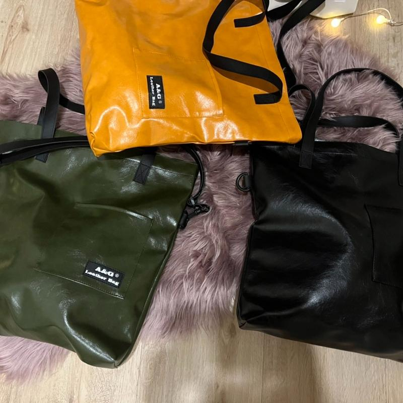 กระเป๋าถือทรง Tote มีช่องซิป มีสายสะพาย มี6สี
