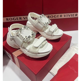 รองเท้า Roger vivier run strass Grade vip Size 36-40