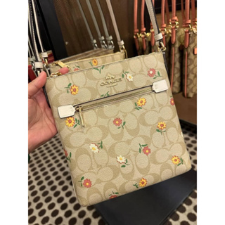 พร้อมส่ง แท้ 🇺🇸💯% New Coach MINI ROWAN FILE BAG IN SIGNATURE CANVAS WITH NOSTALGIC DITSY PRINT (COACH CH479)