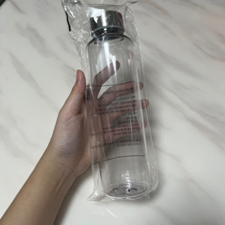 ขวดน้ำพลาสติกสีใส ของใหม่ 100%