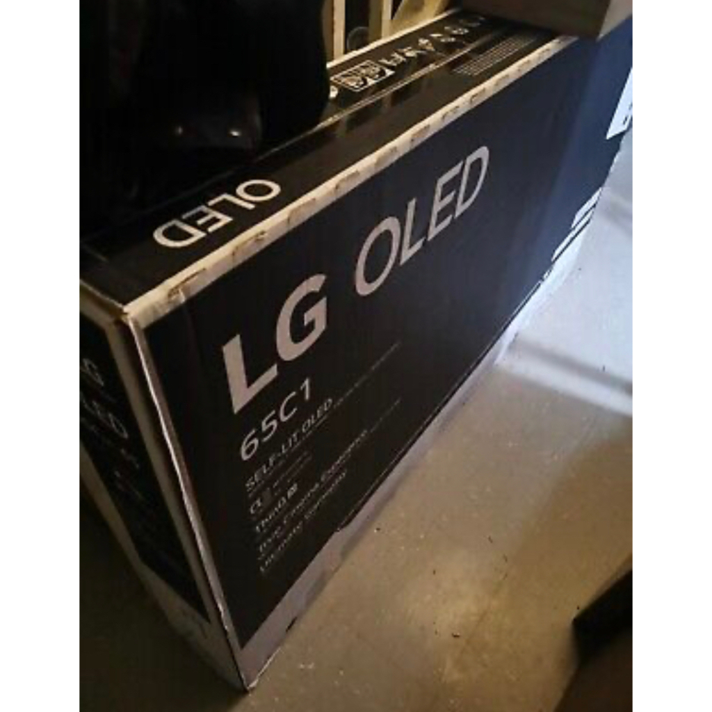LG OLED 65" OLED65C14LB Smart 4K HDR TV - 2022 Model