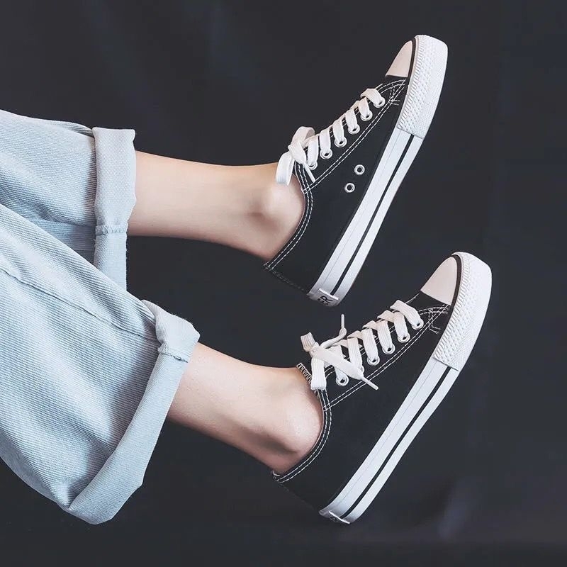 รองเท้าผ้าใบแฟชั่นสีดำล้วน ใส่ได้ทั้งชายและหญิง