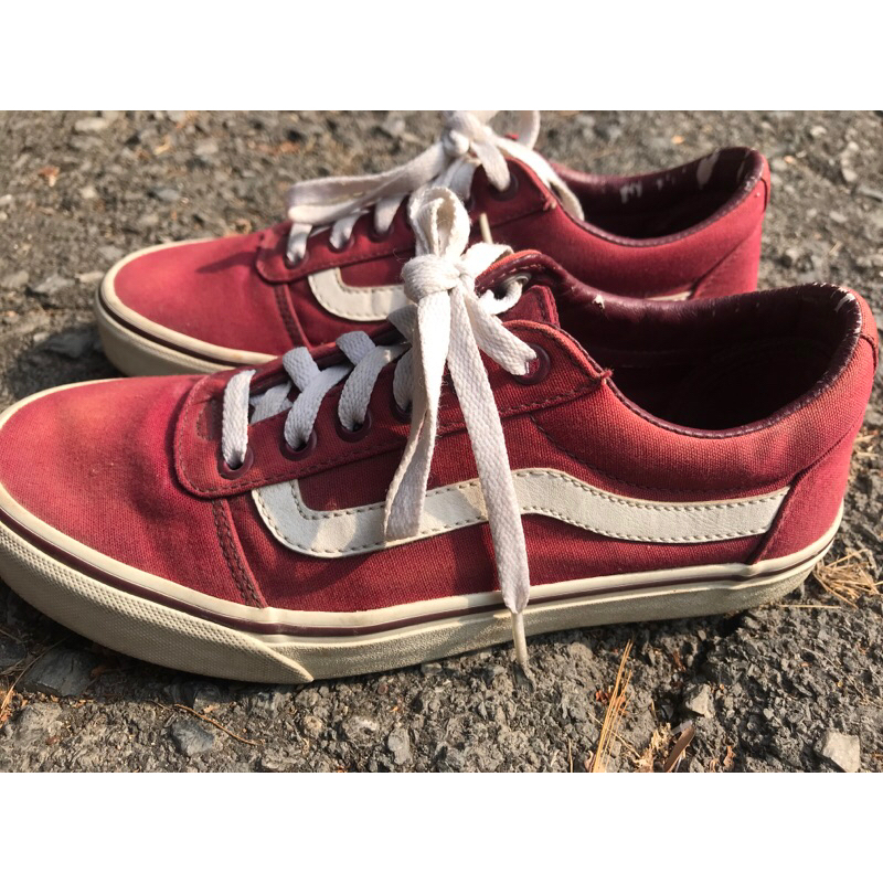 VANS  OLD SKOOL รองเท้า Classic สีแดง (ของแท้)