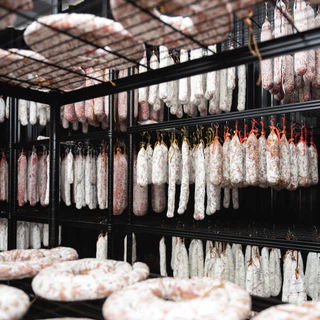 (BUY 4 get 1 free)saucisson salami pork air dried sausage เนื้อสไลด์ изделия charcuterie cold cuts