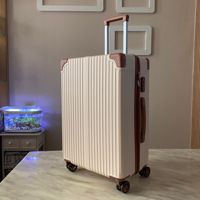 🧳 กระเป๋าเดินทาง Caggioni 24 นิ้ว สีงาช้าง (ตัดด้วยขอบสีน้ำตาล) น้ำหนักเบา มือ 1