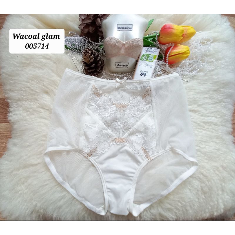 Wacoal Glam ตำหนิ Size M ป้ายL ชุดชั้นในแบรนด์เนม/กางเกงในทรงสูง รัดหน้าท้อง 005714